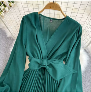 Amaze Me Midi Dress (Emerald Green)