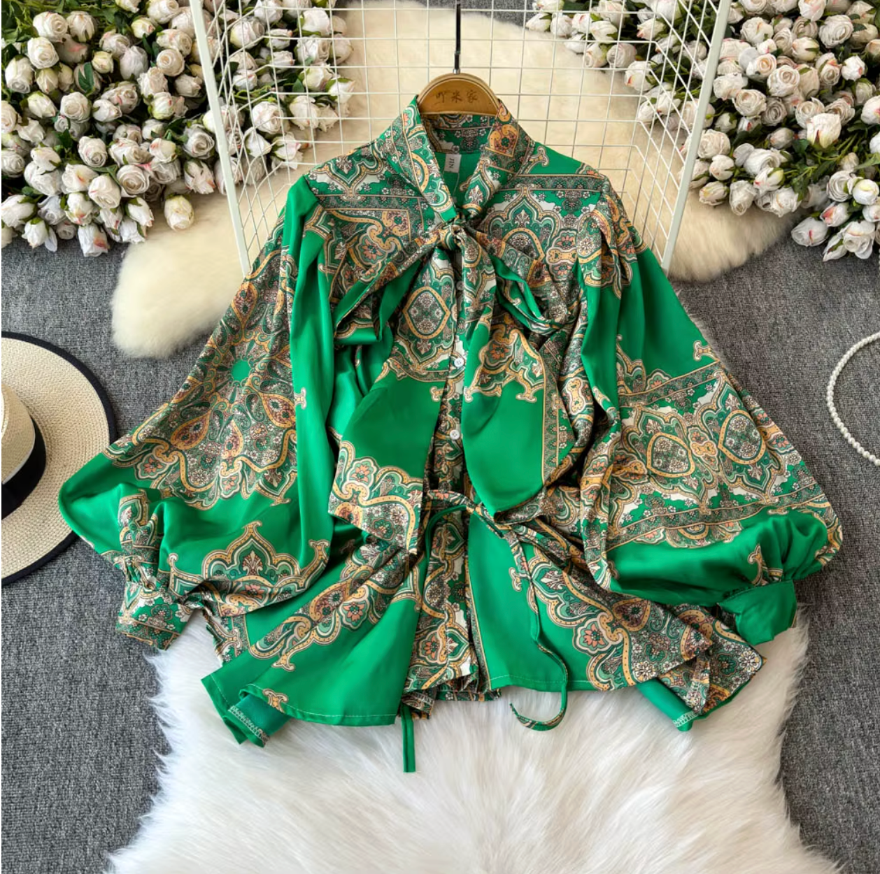 Vintage Beauty Top (Green Swirl)