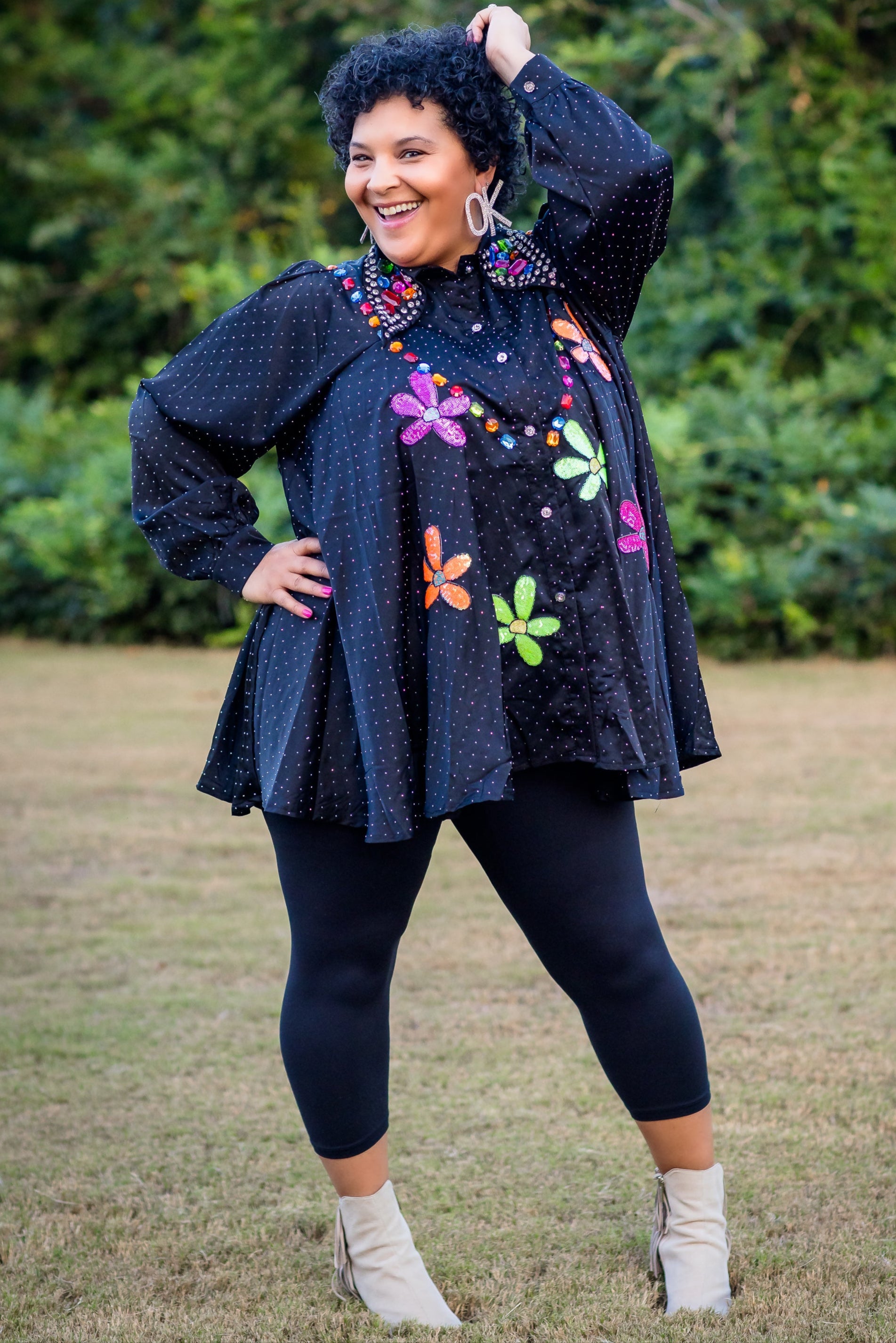 FABULOUS GEMS TOP BY TRISH M (black)