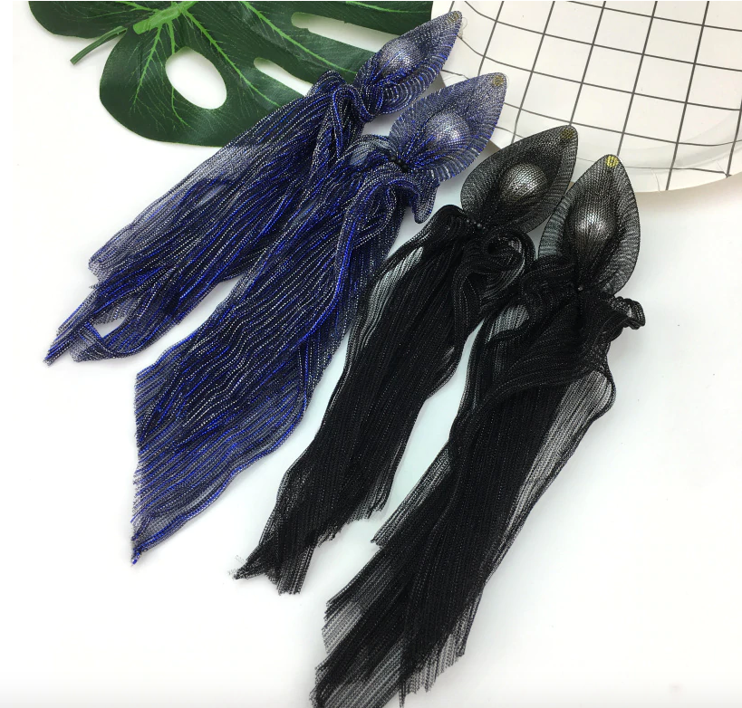 Ribbons & Class Earrings